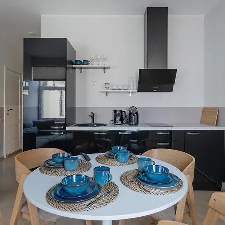 Elegant In Quiet Center Appartement