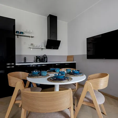 Elegant In Quiet Center Riga